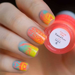 90 Tainted Love, Stamping Neglelak, Colour Alike (u)